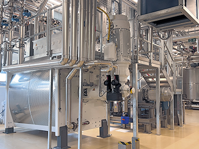 Erfolgreiche Inbetriebnahme der neuen Produktionslinie für weisse Schokolade bei der Max Felchlin AG
